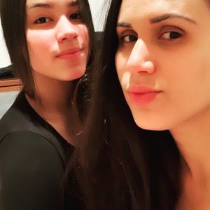 Meet your Posher, Carla